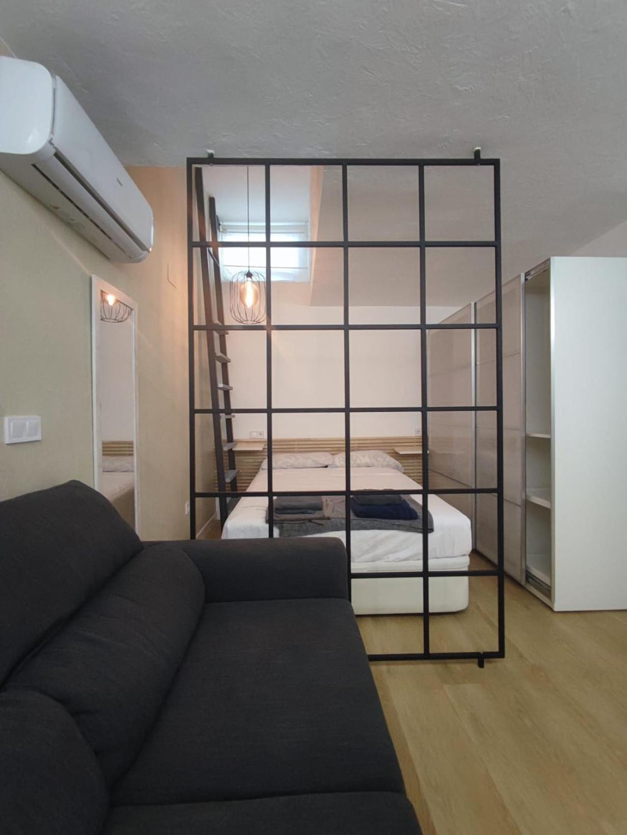 Ama Arturo Soria Estudio Apartment