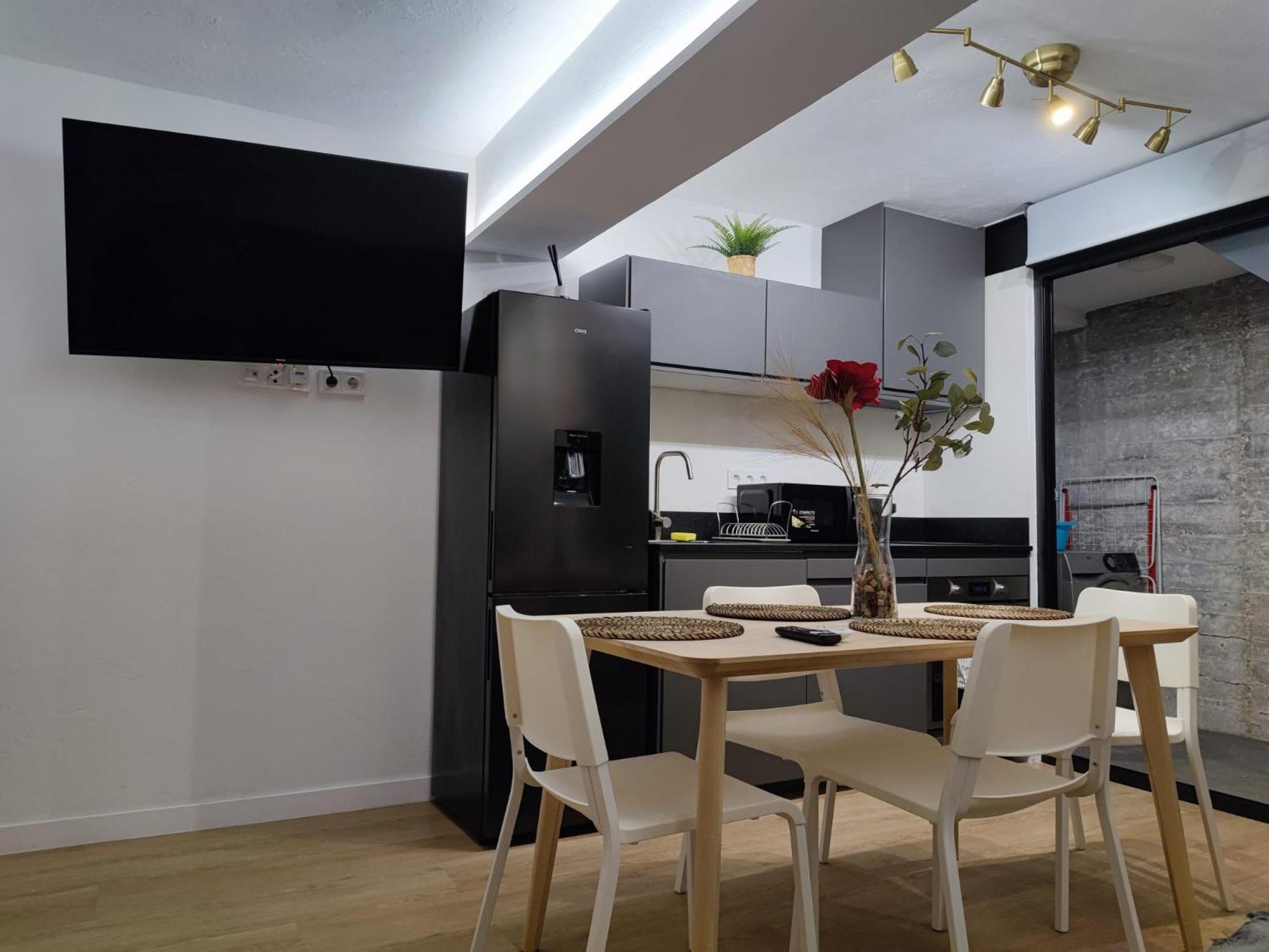 Ama Arturo Soria Estudio Apartment Madrid